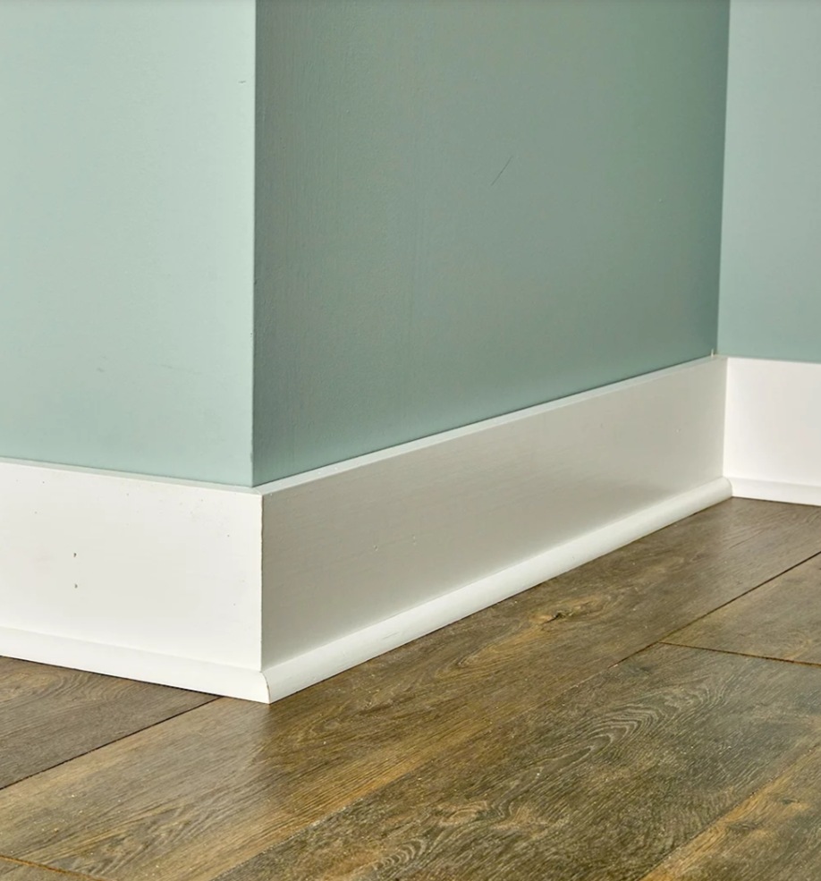 shoe-molding